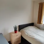 Rent 6 bedroom flat in Nottingham