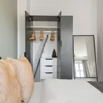 Miete 4 Schlafzimmer wohnung von 104 m² in Berlin