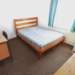 Rent 6 bedroom flat in West Midlands