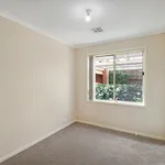 Rent 3 bedroom house in Ngunnawal