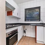 Rent 2 bedroom house of 10 m² in Sandton