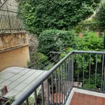 Rent 6 bedroom apartment of 110 m² in Genoa