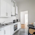 Miete 2 Schlafzimmer wohnung von 764 m² in vienna