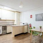 Rent 4 bedroom apartment of 60 m² in Madrid