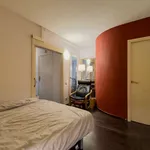 Rent 1 bedroom apartment of 52 m² in barcelona