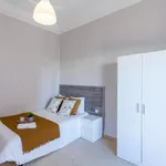 Rent 7 bedroom apartment in Valencia