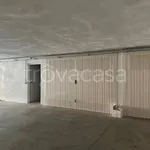 Affitto 3 camera appartamento di 175 m² in Pinerolo