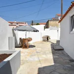 Rent 3 bedroom house of 150 m² in Colares