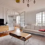 Appartement de 2045 m² avec 4 chambre(s) en location à Paris