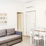 Rent 2 bedroom apartment in Milan