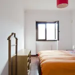 Rent 2 bedroom apartment in Lisbon