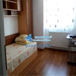 Rent 3 bedroom apartment of 70 m² in Târgoviște