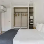 Rent 3 bedroom apartment of 121 m² in lisbon