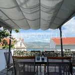 Najam 2 spavaće sobe stan od 68 m² u Trogir - Okolica