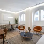 Rent 4 bedroom apartment of 117 m² in Madrid