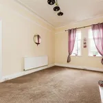 Rent 3 bedroom apartment in Yorkshire And The Humber