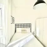 Rent a room in madrid