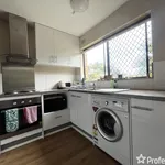 Rent 2 bedroom apartment in Bomaderry