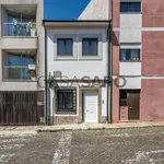 Rent 3 bedroom house of 150 m² in Porto