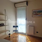 Rent 4 bedroom apartment of 91 m² in Genoa