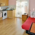 Rent 1 bedroom flat in London