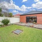 Rent 3 bedroom house of 3740 m² in Adelaide