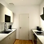 Rent 1 bedroom apartment of 45 m² in Düsseldorf