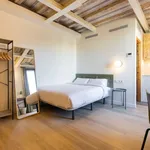 Rent a room of 19 m² in Barcelona