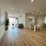 Rent 5 bedroom apartment of 80 m² in Barcelona