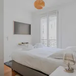 Appartement de 495 m² avec 1 chambre(s) en location à Paris