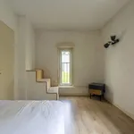 Appartement de 75 m² avec 4 chambre(s) en location à Lyon