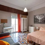 Rent 8 bedroom apartment in Valencia