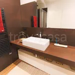 Rent 3 bedroom apartment of 180 m² in Milano