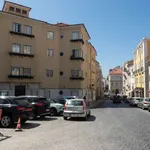 Rent 1 bedroom apartment of 45 m² in lisbon