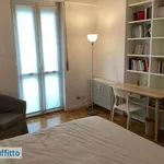 Rent 3 bedroom apartment of 62 m² in Milan