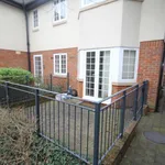 Rent 3 bedroom flat in Uxbridge