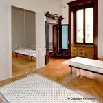 Rent 3 bedroom apartment of 125 m² in Milano