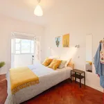 Rent 7 bedroom apartment in Lisbon