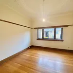 Rent 3 bedroom house in Springvale