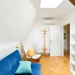 Rent 4 bedroom apartment of 162 m² in Capital City of Prague