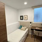 Rent a room of 188 m² in barcelona