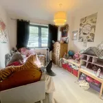 Rent 2 bedroom flat in Farnborough