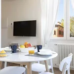 Rent 3 bedroom apartment in Bologna