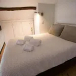 Rent 1 bedroom apartment in Porto