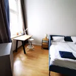 Rent 4 bedroom apartment of 71 m² in Berlin