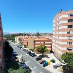 Rent 3 bedroom apartment of 112 m² in Amadora