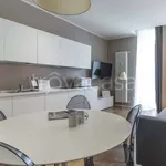 Rent 2 bedroom apartment of 61 m² in Milano