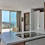 Rent 6 bedroom house of 300 m² in Èze