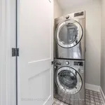 Rent 3 bedroom apartment in Toronto (Little Portugal)