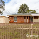 Rent 3 bedroom house in  Armadale WA 6112                        